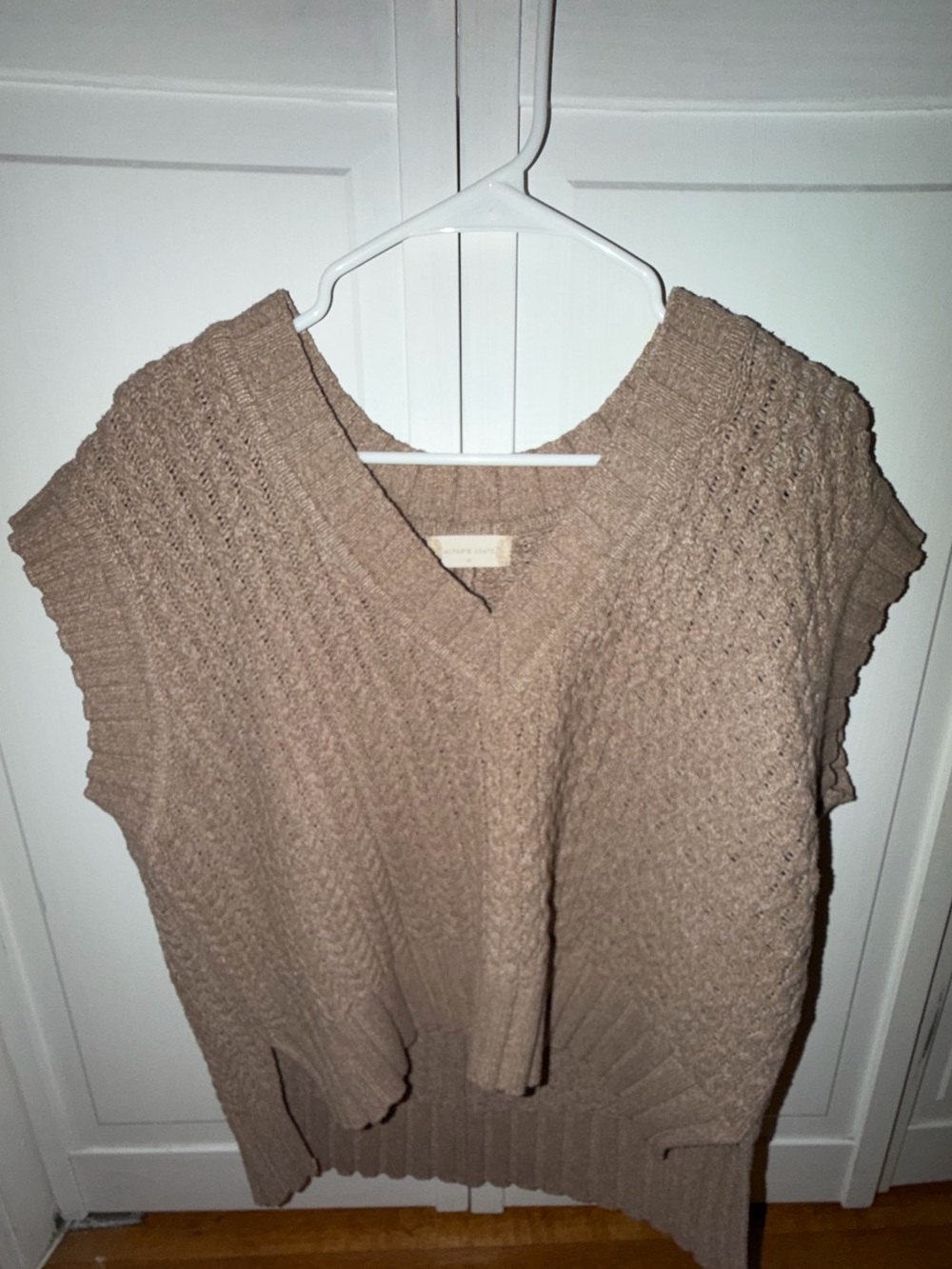 Altar'd State Taupe V-Neck Cable Knit Sleeveless Sweater Vest